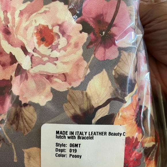 Calvacanti Made in Italy Large Clutch or Travel Makeup Bag All Leather 12 X 8 - Picture 4 of 12